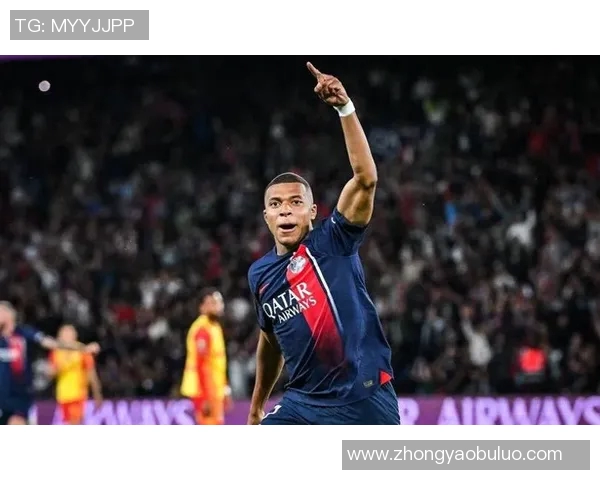 巴黎圣日耳曼5-1大胜圣埃蒂安，提前两轮夺得法甲冠军，姆巴佩梅开二度助球队创造历史