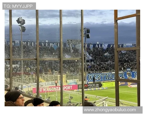 汉堡主场大胜慕尼黑1860，德甲第七位置稳固！