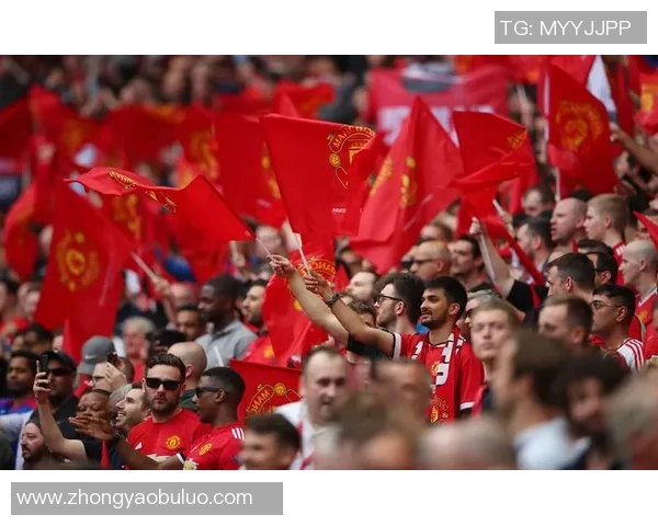 曼联正式宣布签下新生代热门球员,球迷们欢呼雀跃 曼联正式宣布签下新生代热门球员,球迷们欢呼雀跃